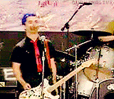 tumblr_m1f2t0Qz1K1qghpt3o2_250.gif