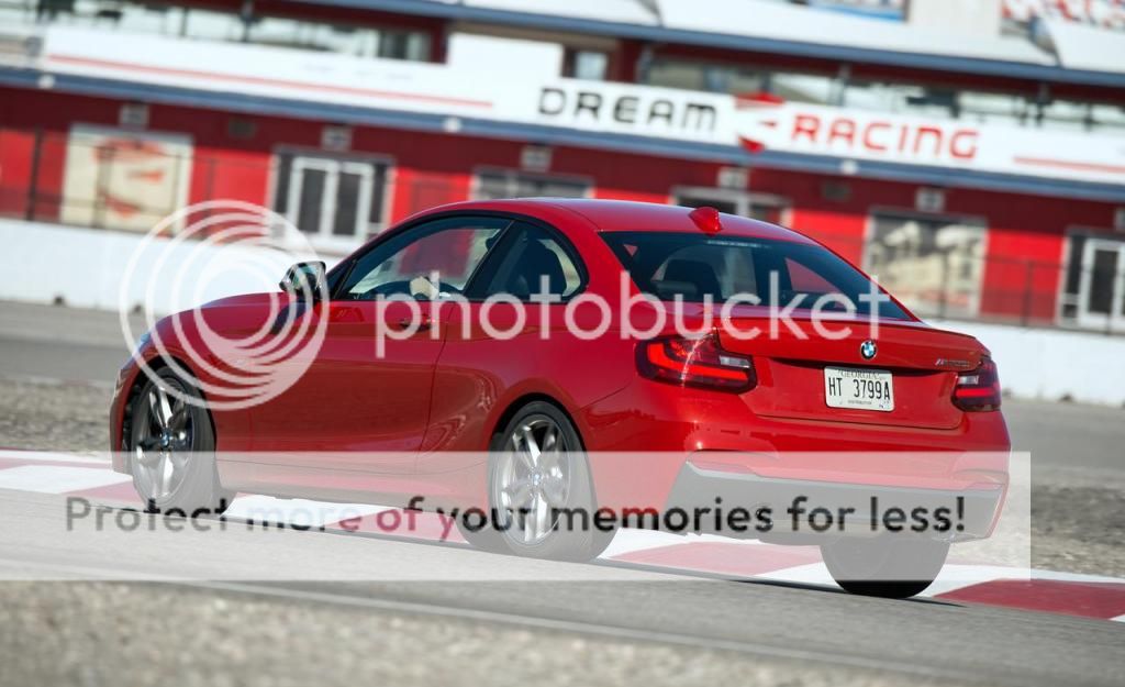 [Image: 2014-bmw-m235i-coupe-photo-566499-s-1280x782.jpg]