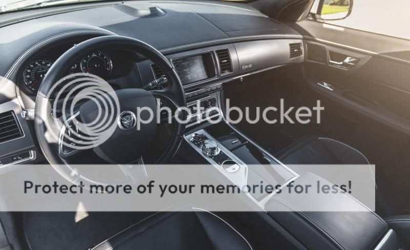 [Image: 2014-jaguar-xfr-s-interior-photo-547744-s-1280x782.jpg]