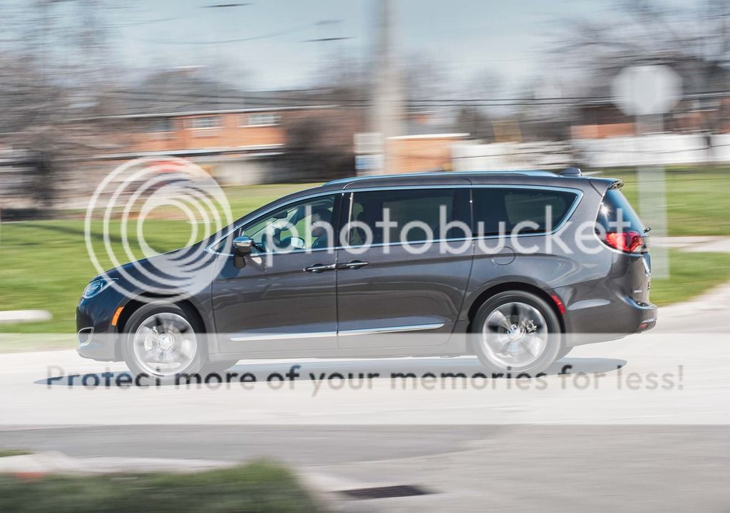 [Image: 2017-Chrysler-Pacifica-rear-side-in-motion-02.jpg]